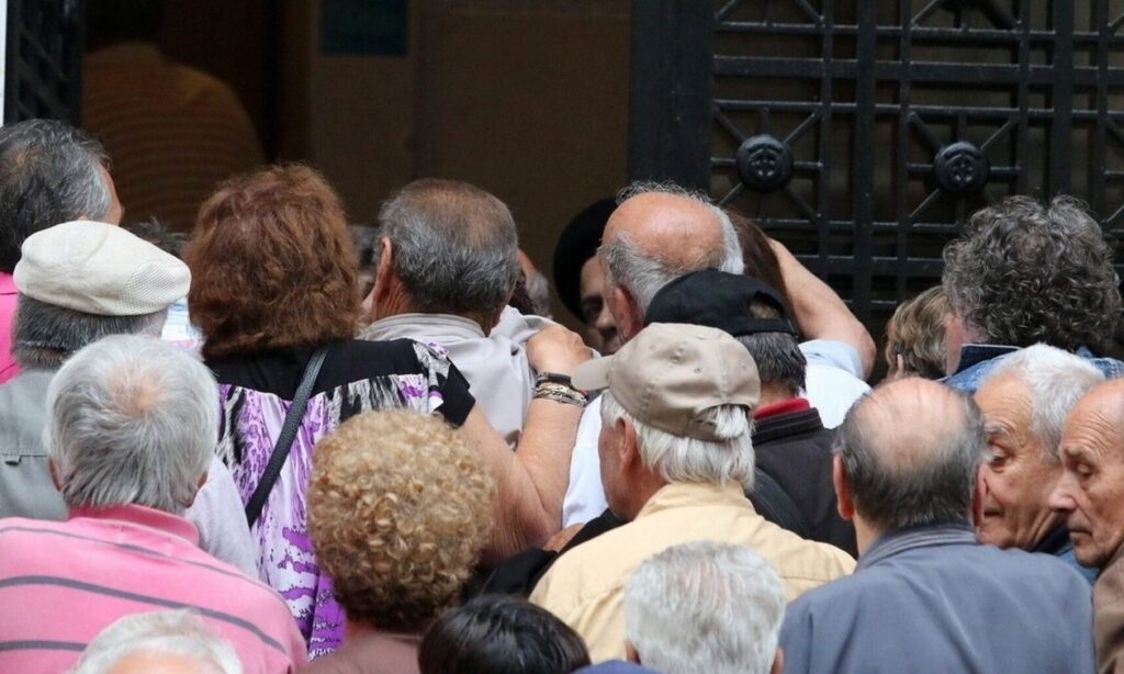 Συντάξεις: Αυξήσεις έως 81 ευρώ τον μήνα – Ποιοι ευνοούνται από τις αλλαγές