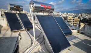 Αλλάζω θερμοσίφωνα 2025: Χάθηκαν τα vouchers, απελπισία για 120.000 δικαιούχους