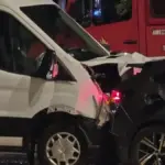 Τροχαίο στη Βουλιαγμένης: Σύγκρουση οχημάτων με έναν τραυματία – Κλειστή λωρίδα στο ρεύμα προς Αθήνα