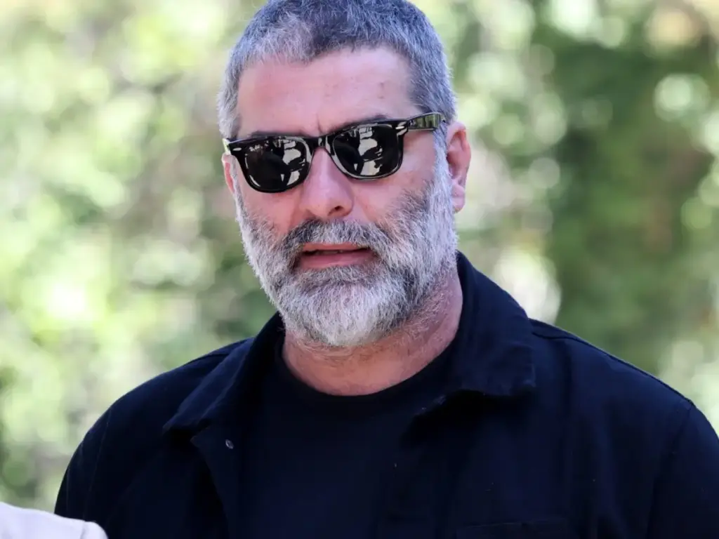 Ο Βασίλης Μπισμπίκης και το μυστήριο με τις τρεις ώρες πριν το τροχαίο