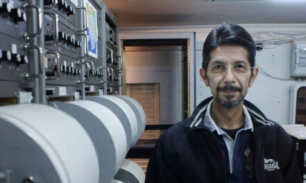Σεισμός στην Εύβοια: «Καμπανάκι» από Χουλιάρα – «Πρόωρο να βαπτιστούν τα 5.2 Ρίχτερ κύριος σεισμός»