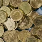 Φρενίτιδα με τις χρυσές λίρες: Όλοι τις πουλάνε – Πού έφτασε η τιμή