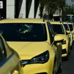 Σε ισχύ η απεργία ταξί – Κυκλοφοριακό χάος στην Αθήνα και αποκλεισμένοι δρόμοι