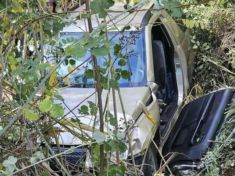 Φοβερή τραγωδία: Πέθανε ενώ οδηγούσε και έπεσε σε χαντάκι