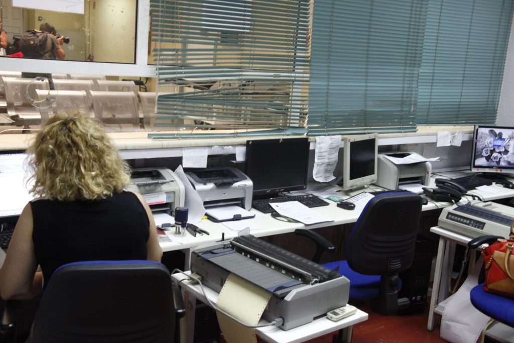 Νίκη Κεραμέως: «Το 13ωρο δεν καταργεί το 8ωρο – Ενισχύουμε τη θέση του εργαζόμενου»