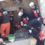 Κατάρρευση πενταώροφου κτιρίου στην Τουρκία: Ένα παιδί νεκρό, οικογένεια παγιδευμένη στα ερείπια