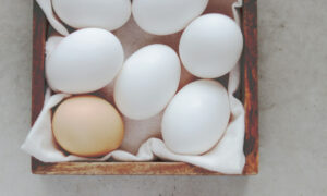 Τι κάνουν τα αυγά στην καρδιά μας; Η απάντηση ενός χειρούργου ανατρέπει τα πάντα