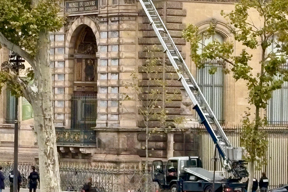 Έτσι συνελήφθησαν οι δύο βασικοί ύποπτοι για την ληστεία στο Λούβρο