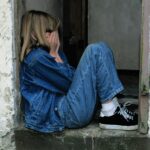 Φρίκη: Πρώην μπέιμπι σίτερ κατηγορείται ότι κακοποιούσε τρία ανήλικα συγγενικά της κορίτσια επί επτά χρόνια