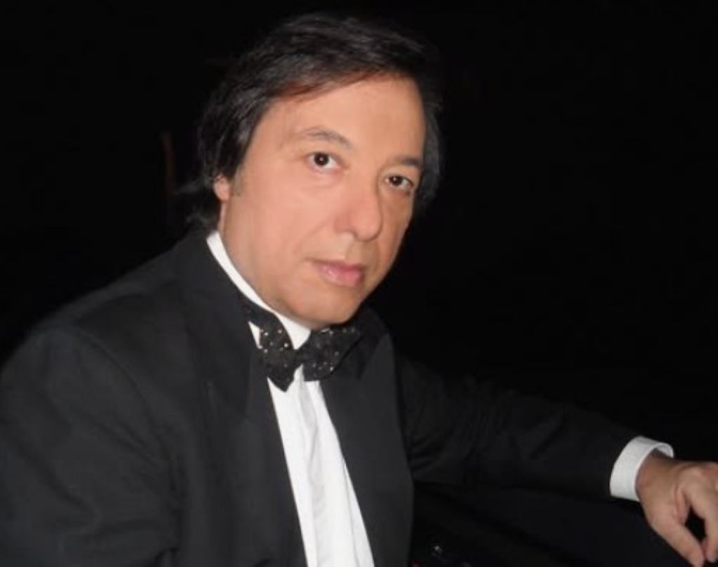 Θλίψη: Πέθανε ο Γιώργος Νιάρχος