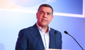 Τσίπρας: Αυτά είναι τα μέλη του επιστημονικού συμβουλίου του ινστιτούτου