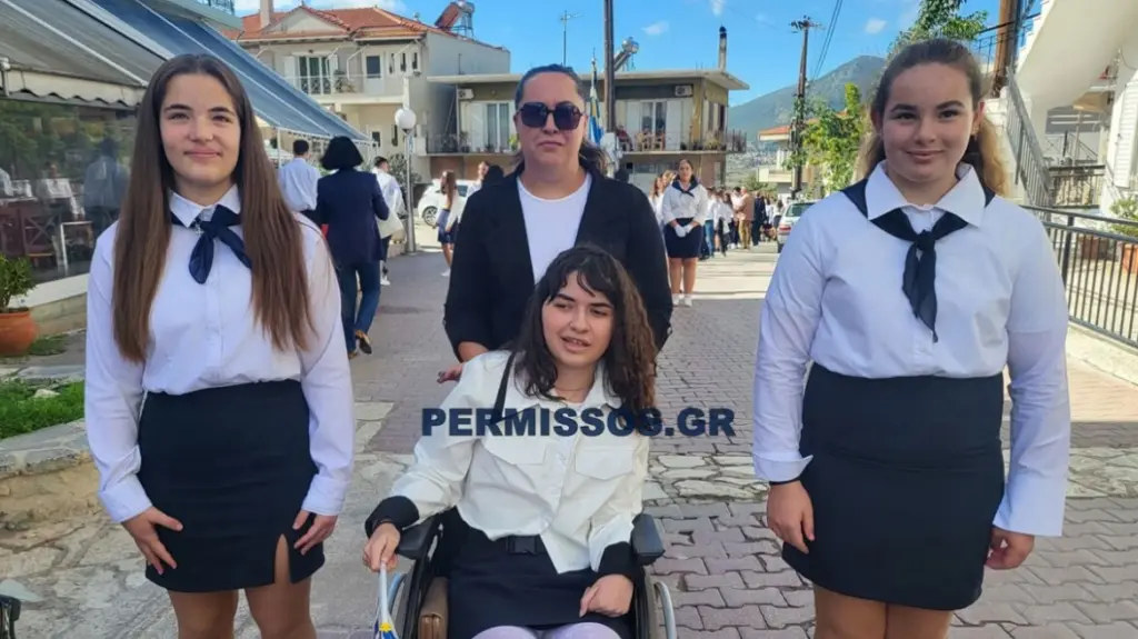 Η μικρή Αλεξία παρέλασε έξι χρόνια μετά τον σοβαρό τραυματισμό της και συγκίνησε όλη την Ελλάδα