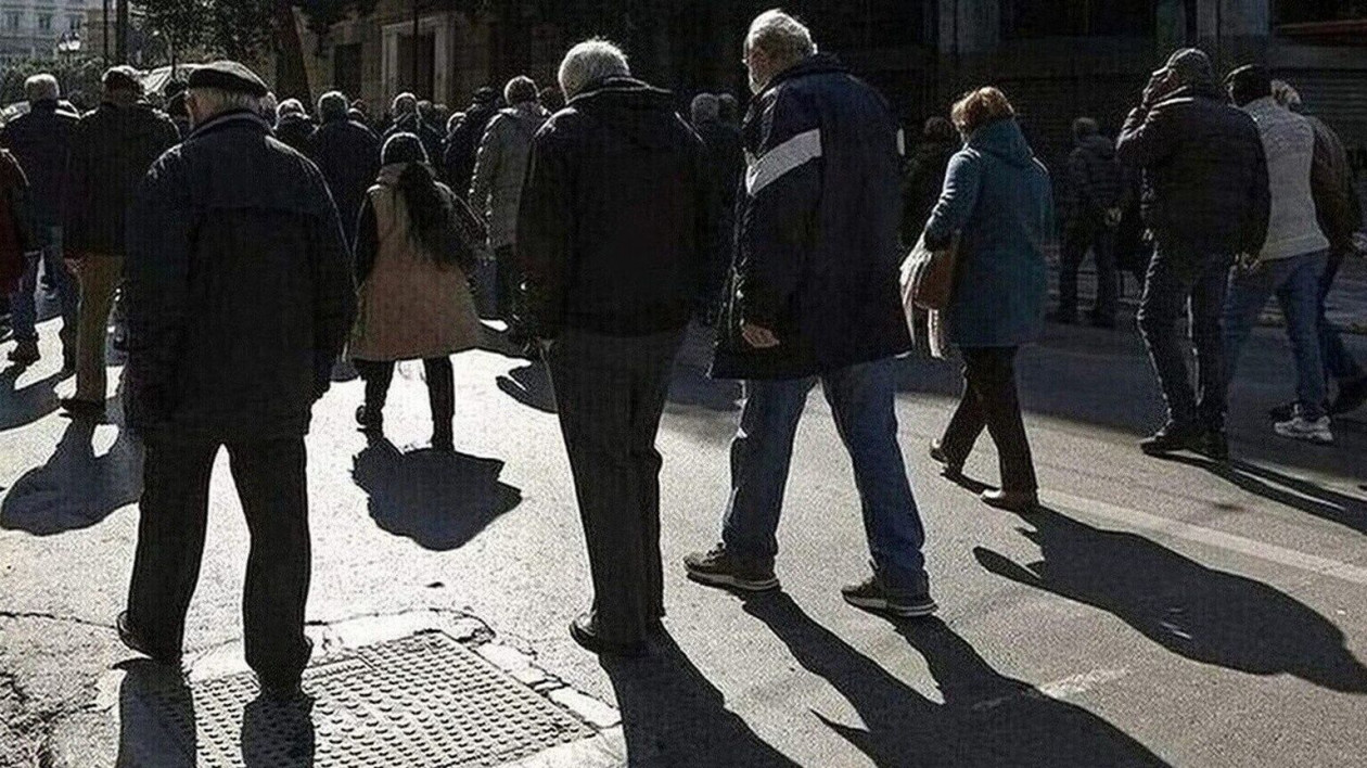 Αναδρομικά έως 4.527 ευρώ με τόκους 7 ετών για δώρα και επικουρικές συντάξεις