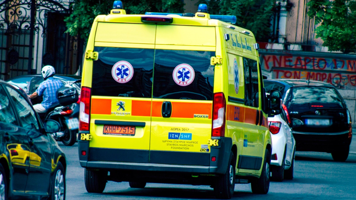 Σοκ στη Χαλκίδα: Οδηγός μηχανής παρέσυρε και εγκατέλειψε ανήλικο παιδί στη μέση του δρόμου