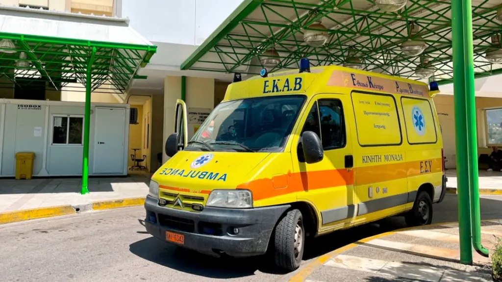 Τραγωδία σε ελληνική παραλία, νεκρή μια γυναίκα