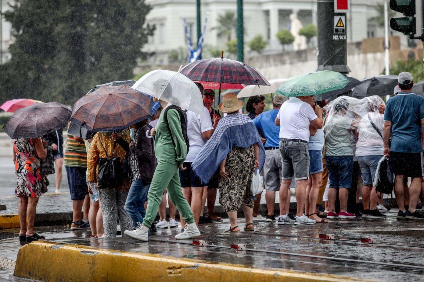 Καιρός: «Χτυπάει» την Ελλάδα η κακοκαιρία Barbara – Πότε θα φτάσει