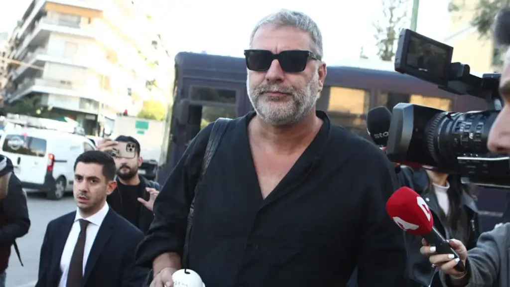 Βασίλης Μπισμπίκης: Η εισαγγελίας ζήτησε την ενοχή του – Όσα υποστήριξε ο ηθοποιός στην κατάθεσή του