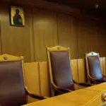 Αθώος ο άνδρας που χτύπησε τον πρώην σύζυγο της αδελφής του στη Θεσσαλονίκη – «Έδρασε από αγανάκτηση» είπε το δικαστήριο