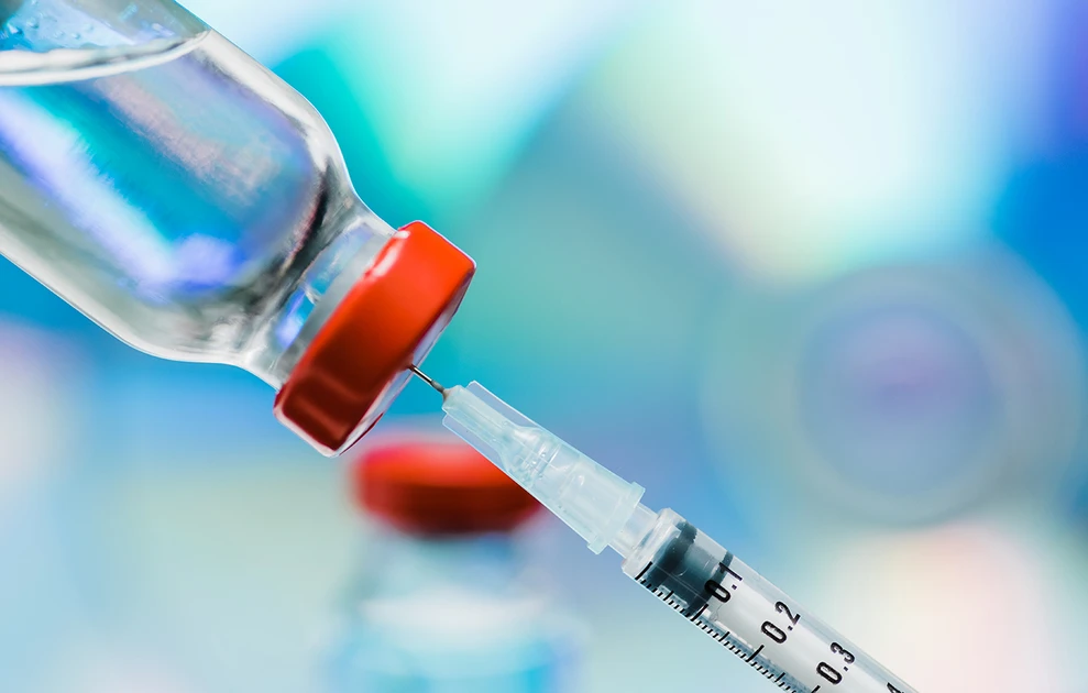 Έξαρση γρίπης και κορωνοϊού – Οι οδηγίες για τεστ και εμβολιασμό