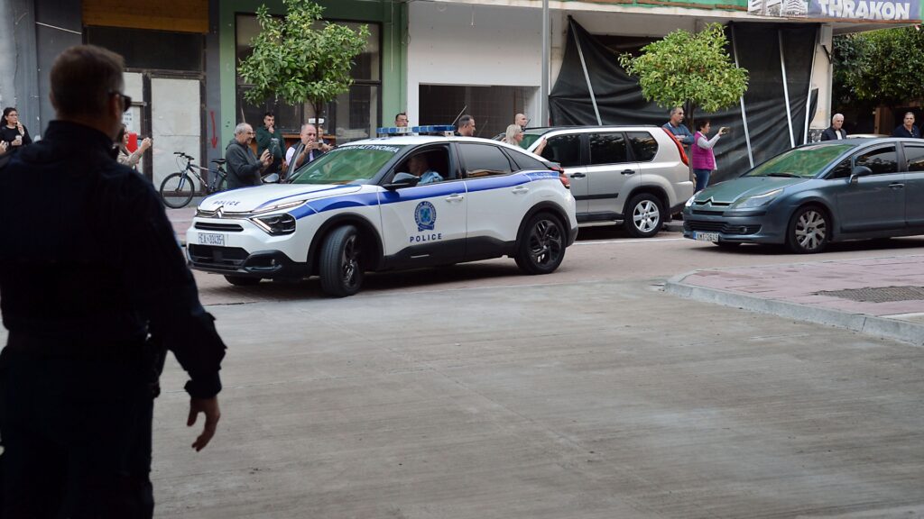 Στην τελική φάση οι έρευνες για το διπλό φονικό στη Φοινικούντα – Συγγενικό πρόσωπο στο κάδρο των Αρχών