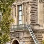 Νέες συλλήψεις για τη ληστεία στο Λούβρο: Πέντε ύποπτοι προστίθενται στην έρευνα