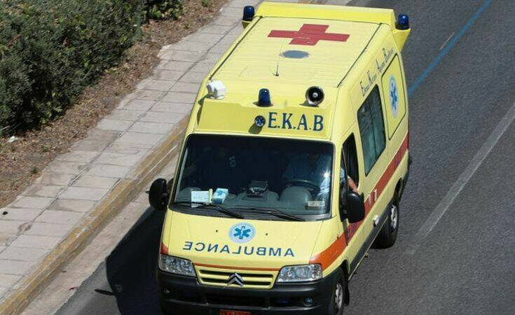 Σοβαρό τροχαίο στη Μεσογείων – Γυναίκα παρασύρθηκε ενώ περπατούσε