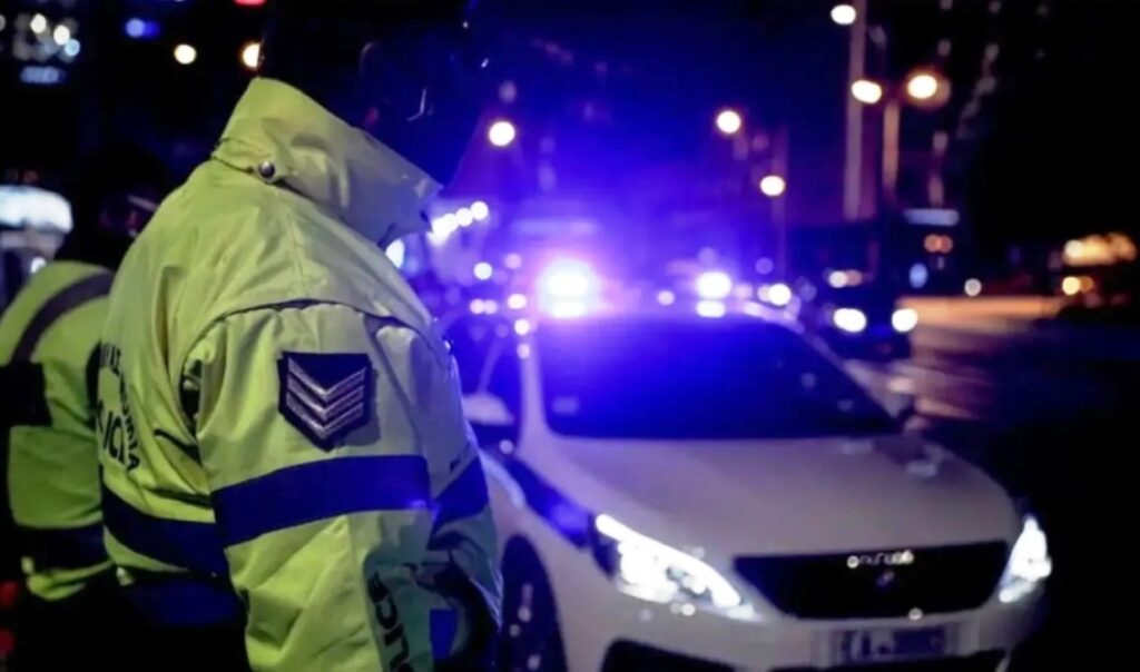 Συναγερμός στην Περιφερειακή Υμηττού – Συνέλαβαν μεθυσμένο οδηγό που έτρεχε με ιλιγγιώδη ταχύτητα