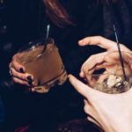 Ανησυχητική αύξηση στα περιστατικά μέθης ανηλίκων: Νέα κρούσματα σε Σαντορίνη, Πάτρα και Θεσσαλονίκη