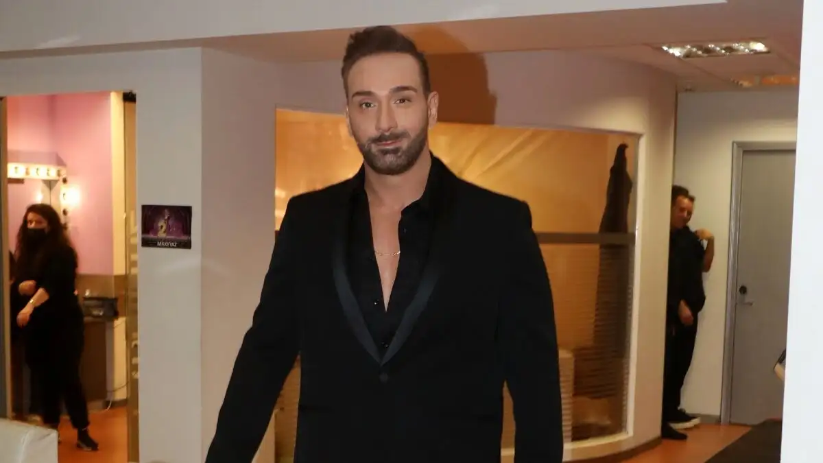 Νίκος Κοκλώνης: «Το βίντεο με τα ρολόγια ήταν τρολ – Σε λίγο θα με κάνουν όντως φτωχό»