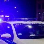 Μεθυσμένος οδηγός έκανε άνω-κάτω την Καλλιθέα – Έπεσε σε αυτοκίνητα και βιτρίνα καταστήματος