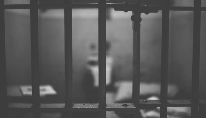 Συναγερμός στον Κορυδαλλό: Βρέθηκε όπλο με γεμιστήρα στη 5η πτέρυγα