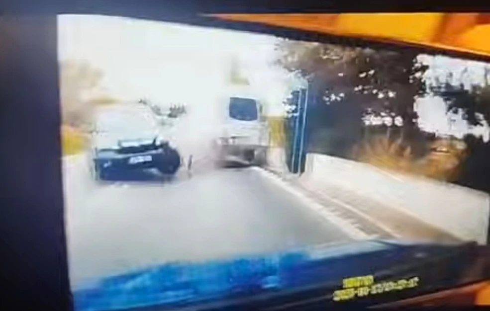 Συγκλονιστικό βίντεο από την καραμπόλα πέντε οχημάτων στη στροφή Πλαγιαρίου