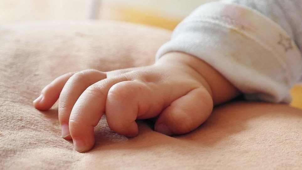Σοκ! Βρέφος στη Λάρισα πέθανε ξαφνικά