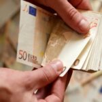 Τα χρήματα που σας περιμένουν τον Νοέμβριο – Οδηγός επιδομάτων
