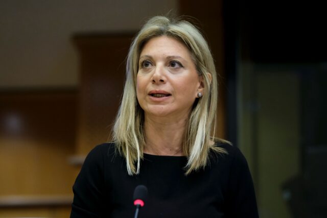 Μαρία Καρυστιανού: «Η κοινωνία ζητάει δικαίωση για τα Τέμπη, όχι πολιτικά σενάρια»