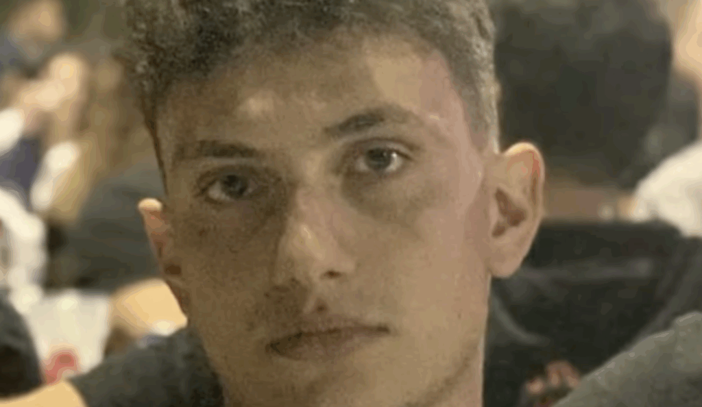 Ραγίζουν καρδιές: Πατέρας έγραψε τραγούδι για τον αδικοχαμένο γιο του στη Λάρισα