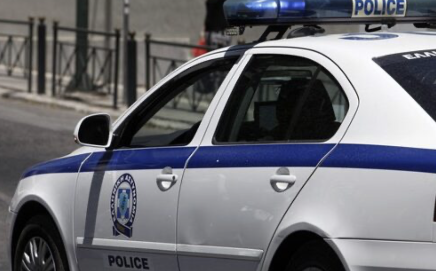 Σύλληψη 30χρονου για οδήγηση με 205 χλμ/ώρα στη Λεωφόρο Μαραθώνος