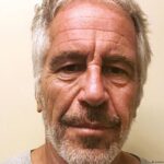 Αποκαλύψεις για τον Τζέφρι Έπσταϊν: Νέα έγγραφα «καίνε» Τραμπ και «υψηλά» πρόσωπα