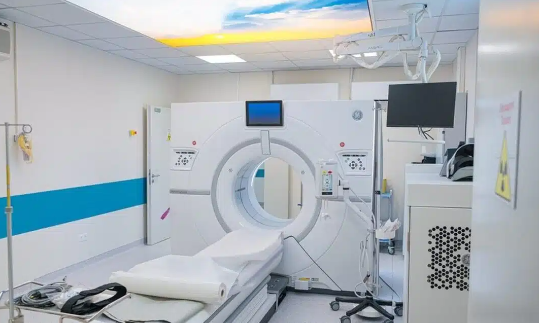 Γυναίκα πέθανε μετά από αξονική τομογραφία – Η τραγωδία και τα λάθη του συστήματος