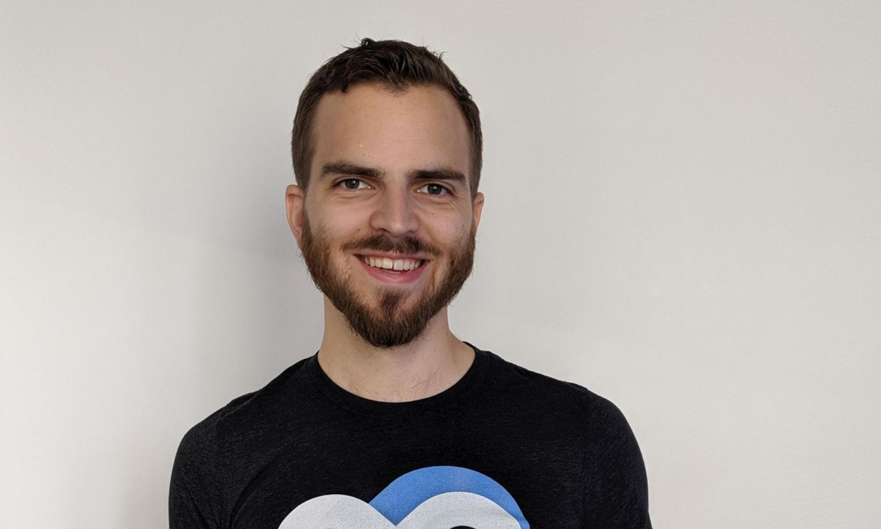 Ελβετός μηχανικός έχει 200 εκατομμύρια σε ένα USB αλλά δεν θυμάται τον κωδικό