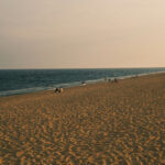 Ανησυχητική πρόβλεψη: Οι μισές παραλίες της Γης θα έχουν εξαφανιστεί μέχρι το τέλος του αιώνα