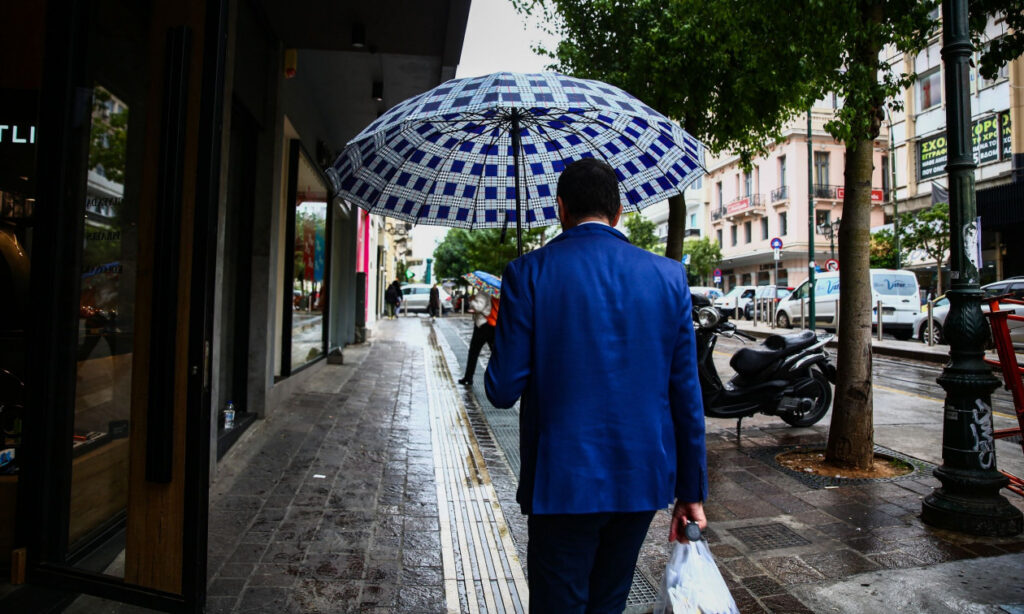 Καιρός: Δύο διαδοχικές κακοκαιρίες από την Ιταλία «χτυπούν» την Ελλάδα – Πού αναμένονται τα πιο έντονα φαινόμενα