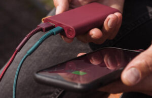 ΣΟΚ! Άνδρας τυλίχθηκε στις φλόγες – Εξερράγη το power bank στην τσέπη του