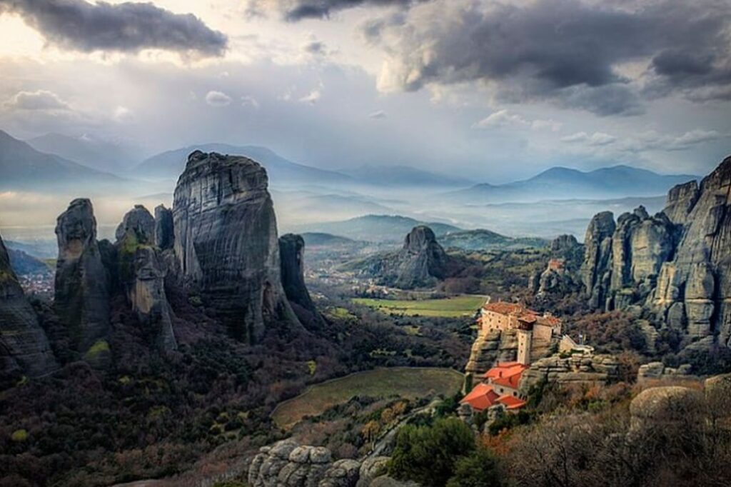 Τα 5 πιο μυστηριώδη μέρη της Ελλάδας – Ποια πρέπει να επισκεφτείτε