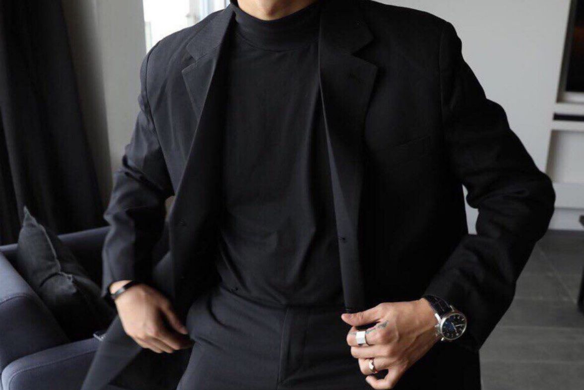 Γιατί κάποιοι άνθρωποι ντύνονται πάντα στα μαύρα - Τι λένε ο ψυχολόγοι