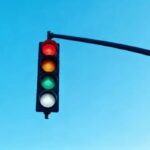 Νέο χρώμα: Λευκό φανάρι φέρνει την επανάσταση στις διασταυρώσεις