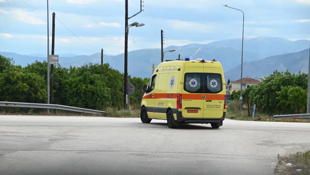 Συναγερμός σε σχολείο της Πάτρας: Στο νοσοκομείο 12χρονος 