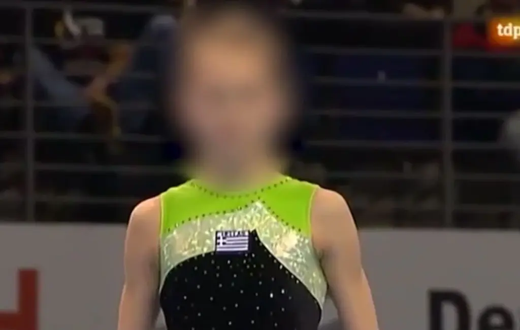 Ελεύθερη με περιοριστικούς όρους η 37χρονη αθλήτρια που φέρεται να εμπλέκεται σε κύκλωμα τηλεφωνικών απάτων