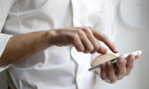 Διαγράψτε άμεσα αυτές τις εφαρμογές από το κινητό σας