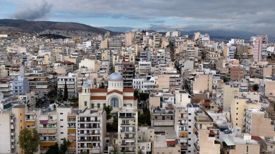 ΕΝΦΙΑ: Ποιοι παίρνουν μεγάλη έκπτωση – Ανατροπή το 2026 με μειώσεις